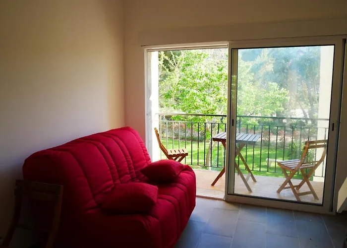 Narval Gris 公寓 *